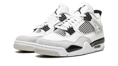 Air Jordan 4 Retro "Military Black"